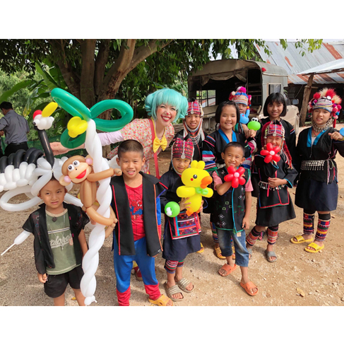 タイ アカ族の子供たち